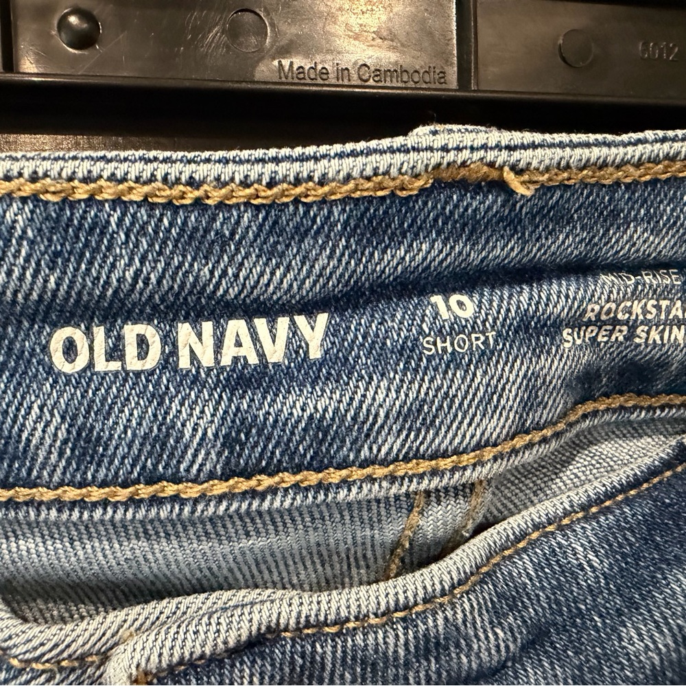 Old Navy Light Blue Distressed Skinny Jeans (10 Short) - Picture 3 of 4
